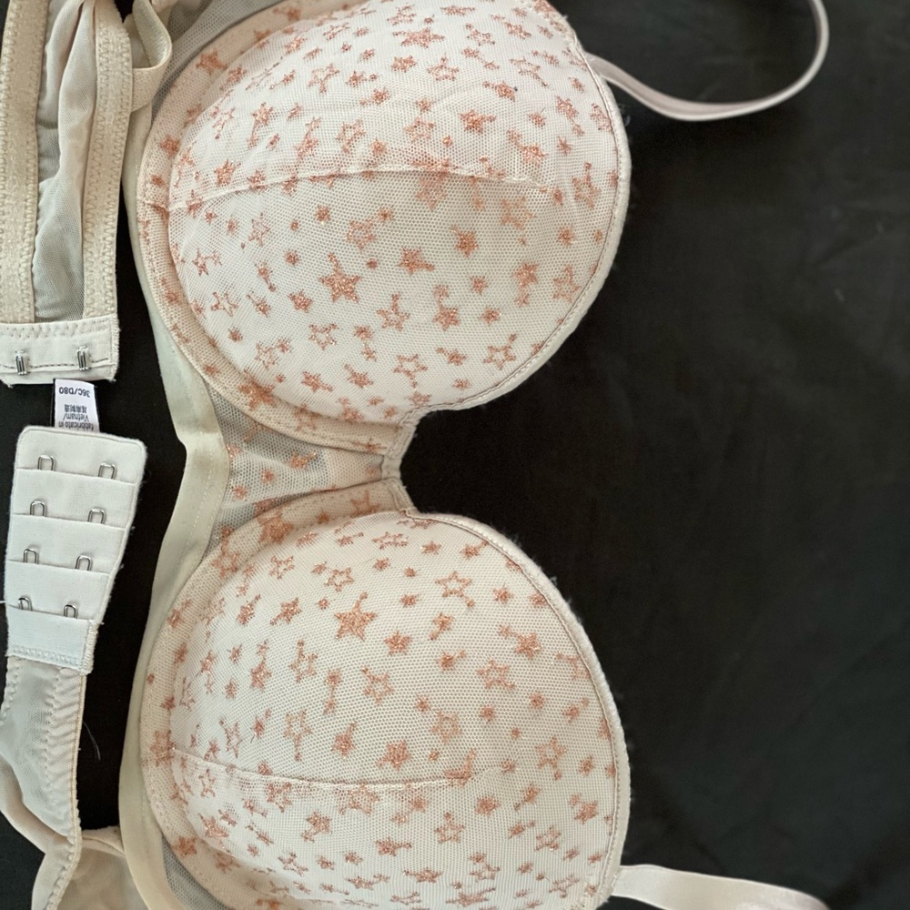 Victoria’s Secret bra